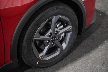 https://dvg-vehicle-assets.s3.amazonaws.com/1104302/opq1kdnm3xht290ts8v2av5j.jpg