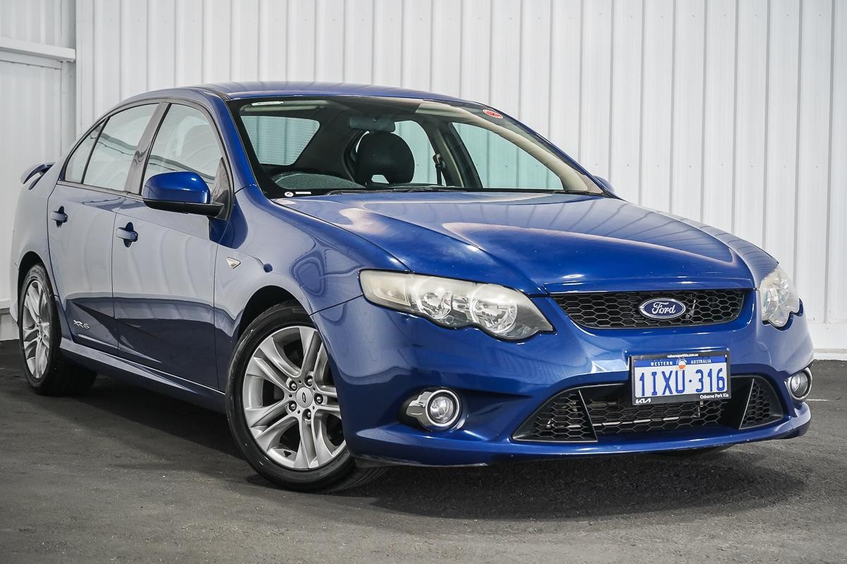 Ford Falcon image 1