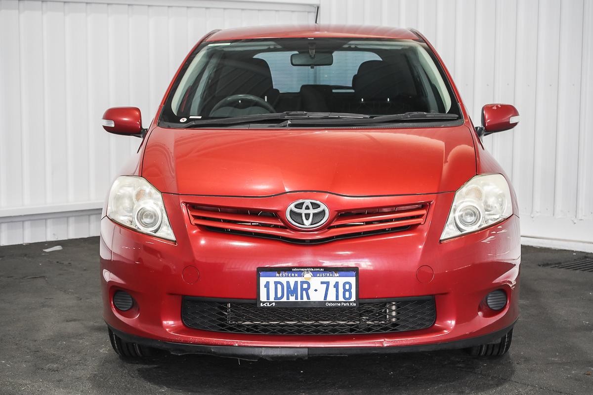 Toyota Corolla image 3