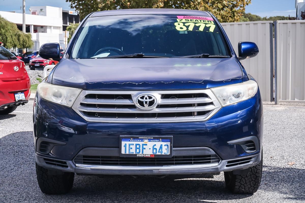 Toyota Kluger image 3