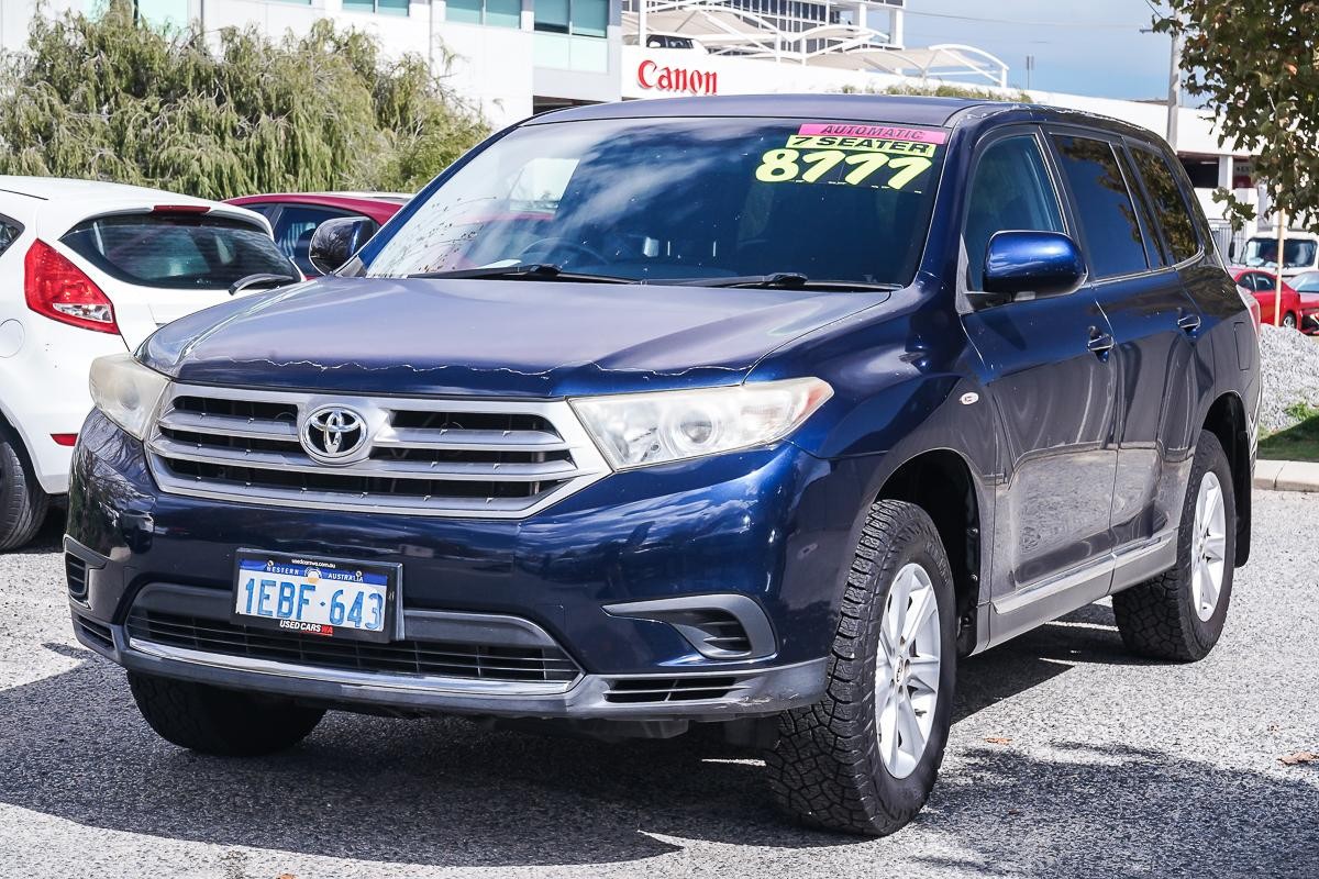 Toyota Kluger image 4