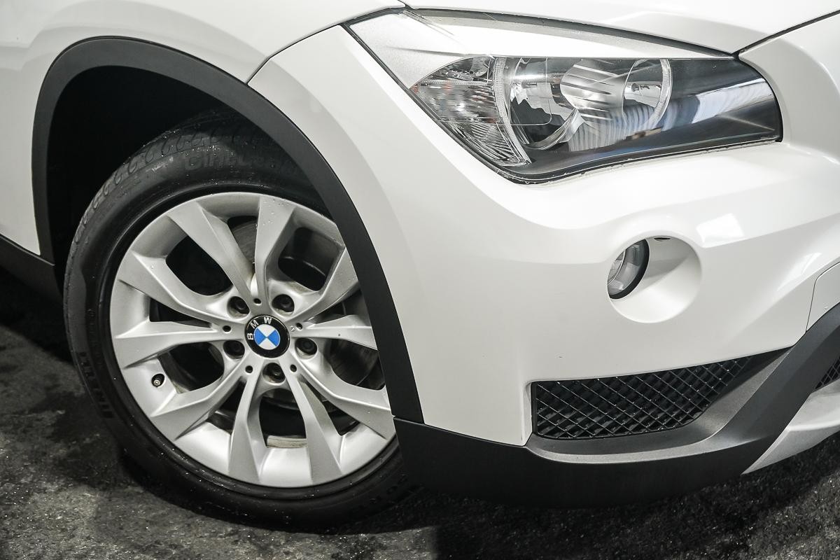 BMW X1 image 2