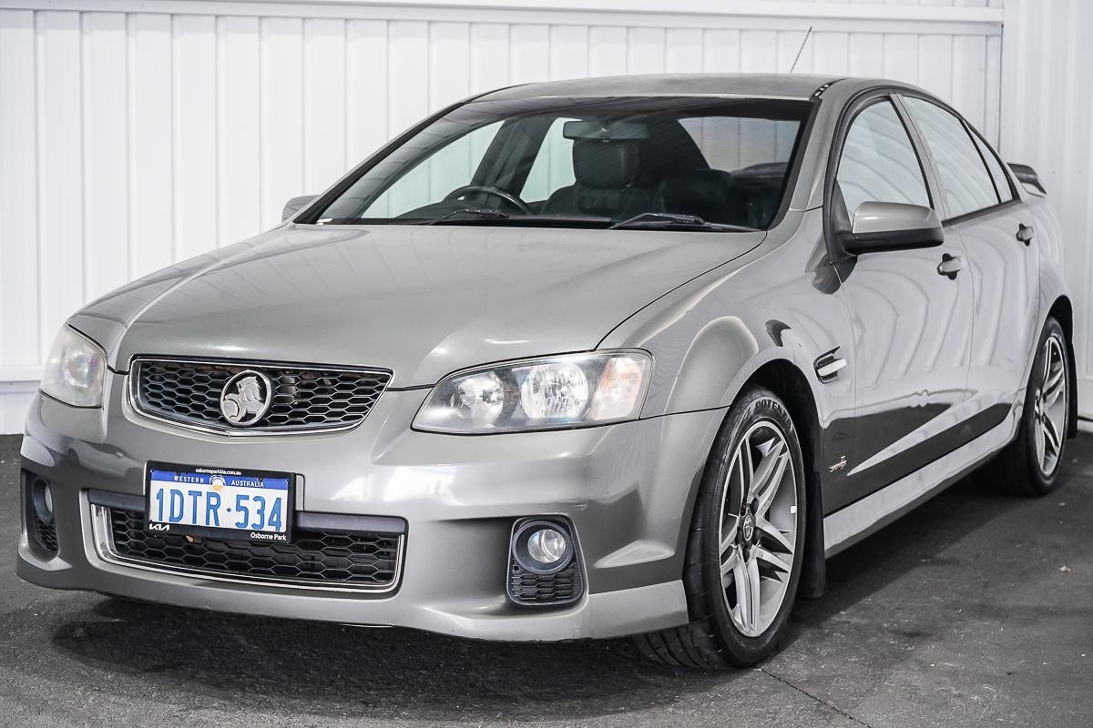 Holden Commodore image 4