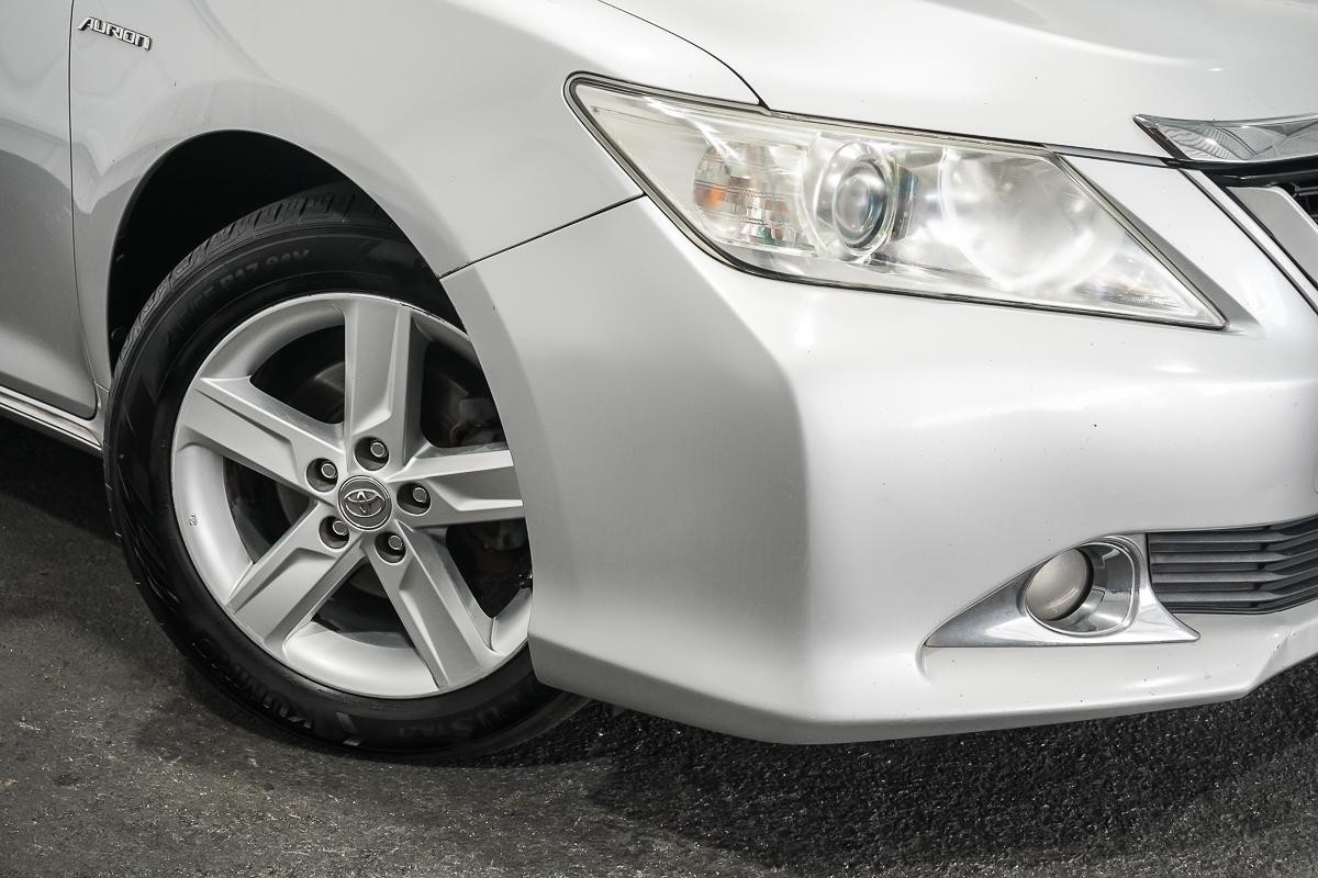 Toyota Aurion image 2