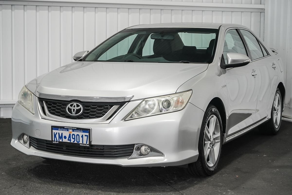 Toyota Aurion image 4