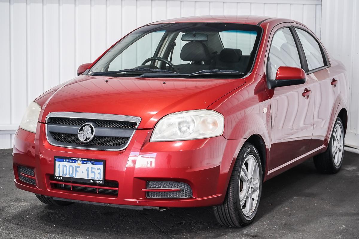 Holden Barina image 4