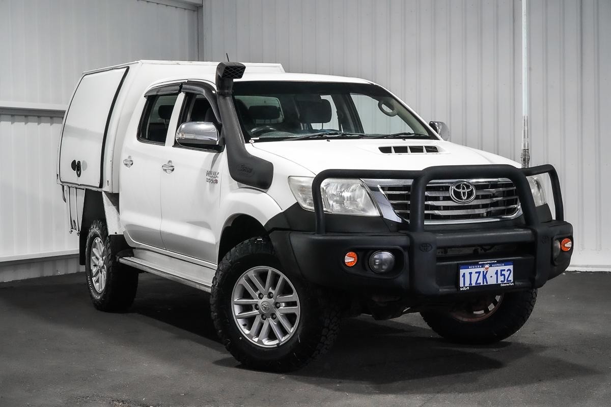 Toyota Hilux image 1