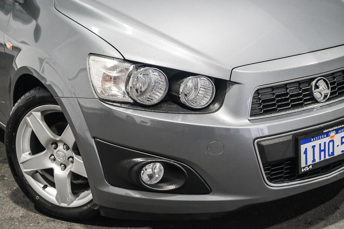 Holden Barina image 2