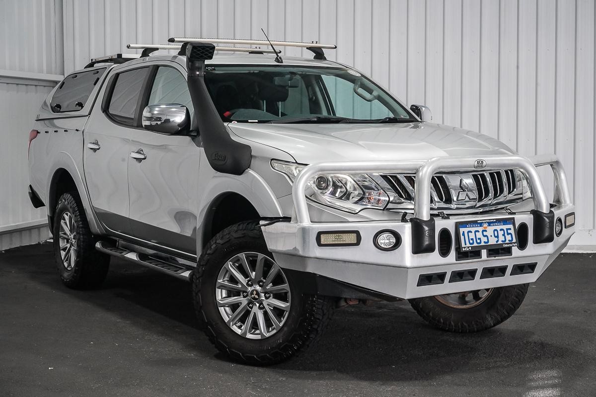 Mitsubishi Triton image 1