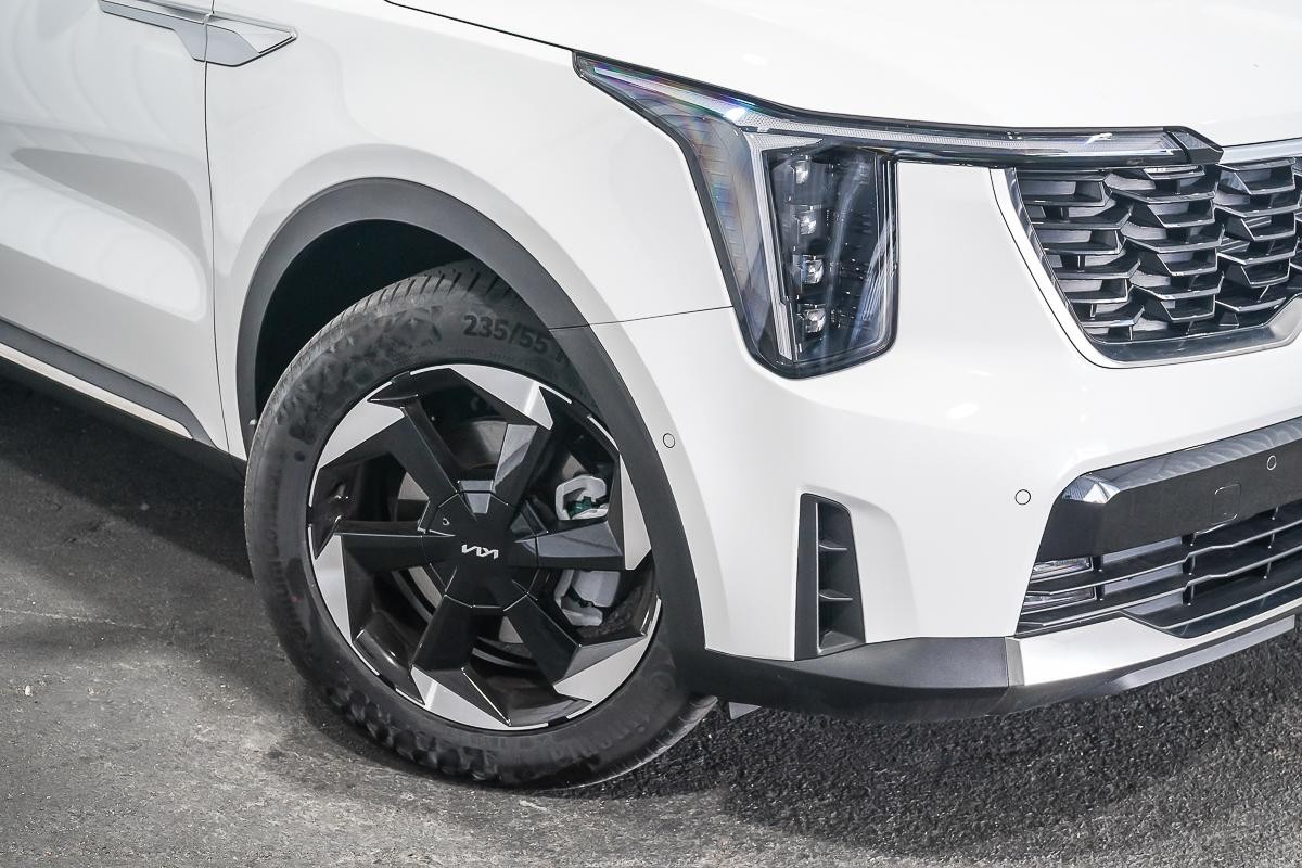 Kia Sorento image 2
