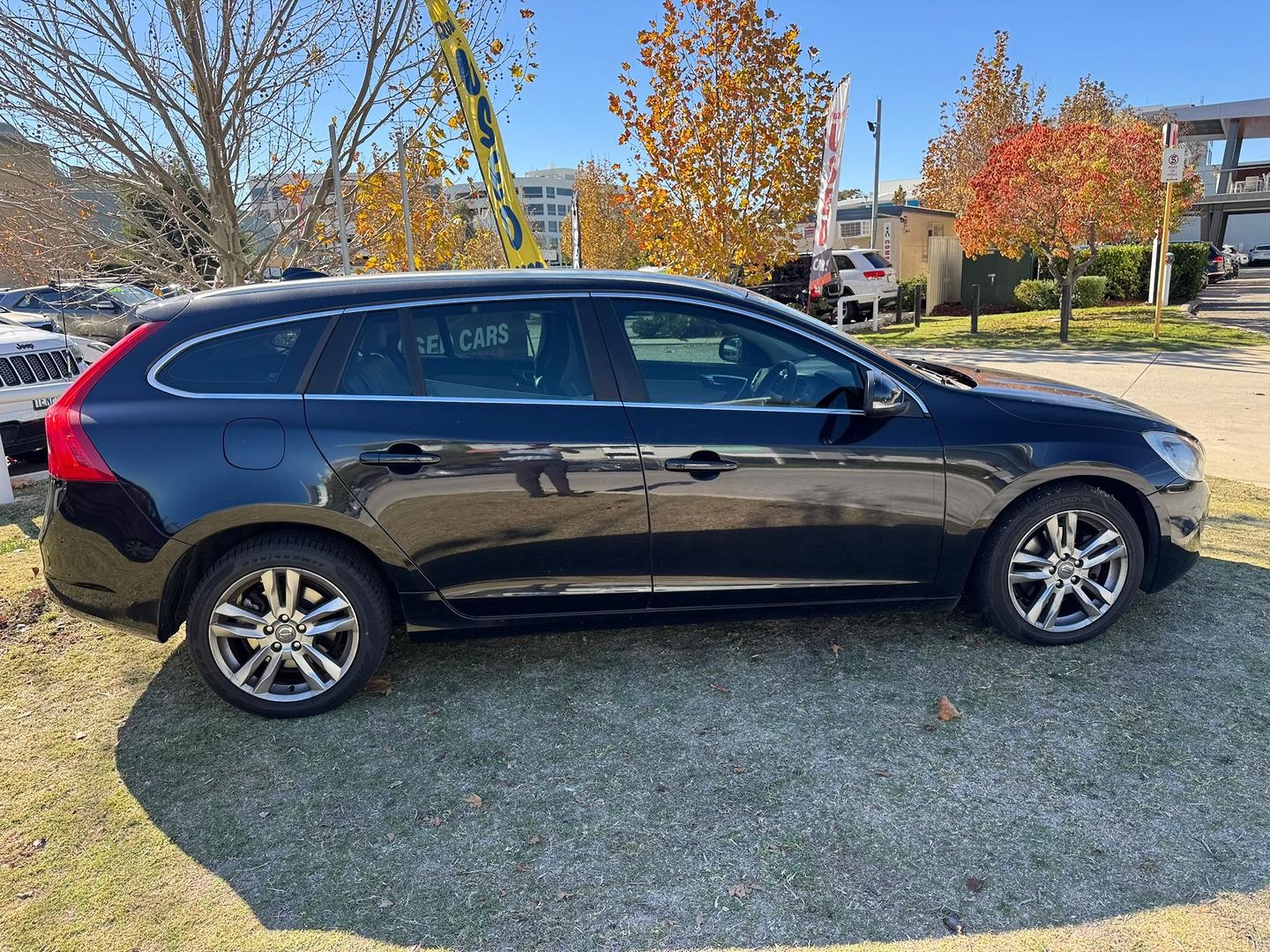 Volvo V60 image 3