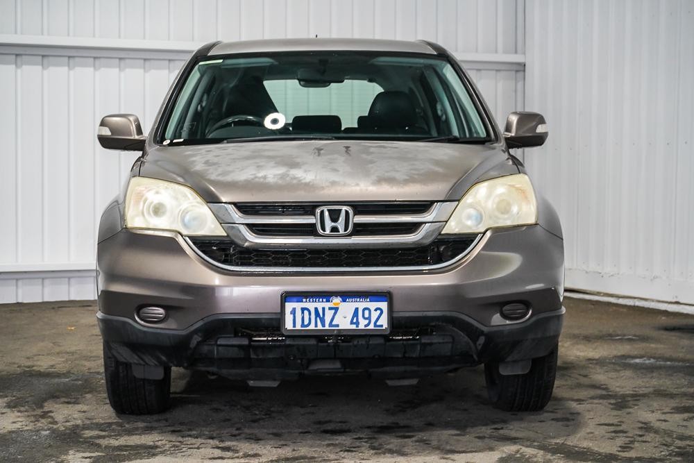 Honda Cr-v image 2