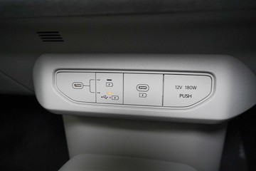 https://dvg-vehicle-assets.s3.amazonaws.com/1104399/60zqey4je50x2rciiph9c28f7.jpg
