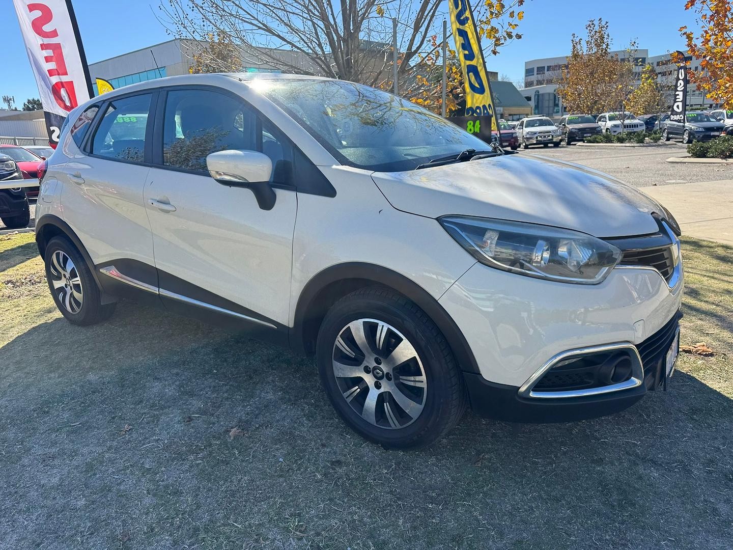 Renault Captur image 2