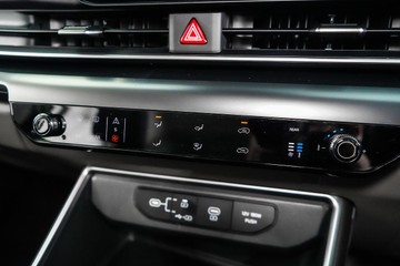 https://dvg-vehicle-assets.s3.amazonaws.com/1104445/4rueujj5bc77f06gw90vpqnx1.jpg