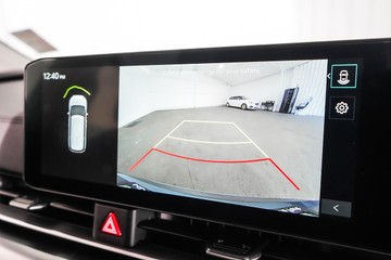 https://dvg-vehicle-assets.s3.amazonaws.com/1104445/b9268ydszv9709r42xcy33yh7.jpg
