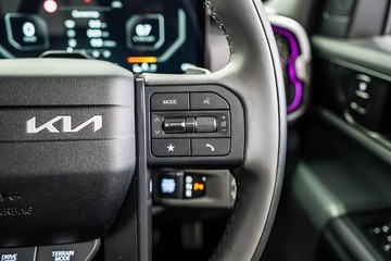 https://dvg-vehicle-assets.s3.amazonaws.com/1104446/6tn767egdp7z1nmwtidbwd5hy.jpg