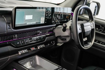 https://dvg-vehicle-assets.s3.amazonaws.com/1104446/b1hi4krgf1qgga7krifygg1s3.jpg