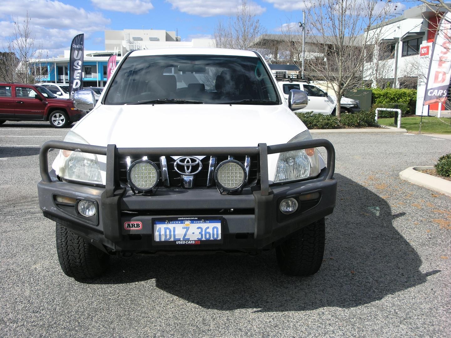 Toyota Landcruiser Prado image 4
