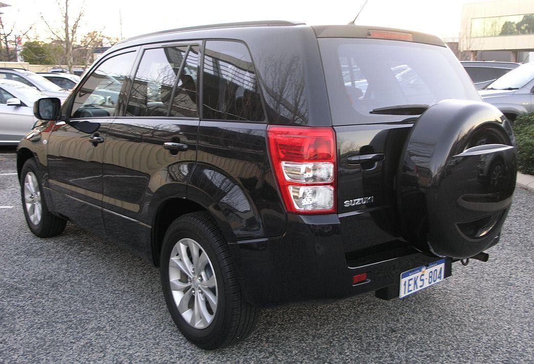 Suzuki Grand Vitara image 2