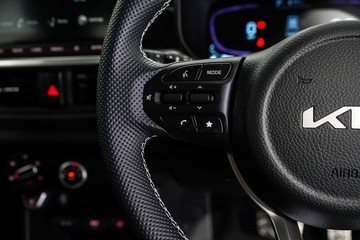https://dvg-vehicle-assets.s3.amazonaws.com/1104518/35r5wjfii5ei1bopad633tr4y.jpg