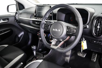 https://dvg-vehicle-assets.s3.amazonaws.com/1104518/bc3qmq0d1n6jfnlxf4hg4xjkc.jpg