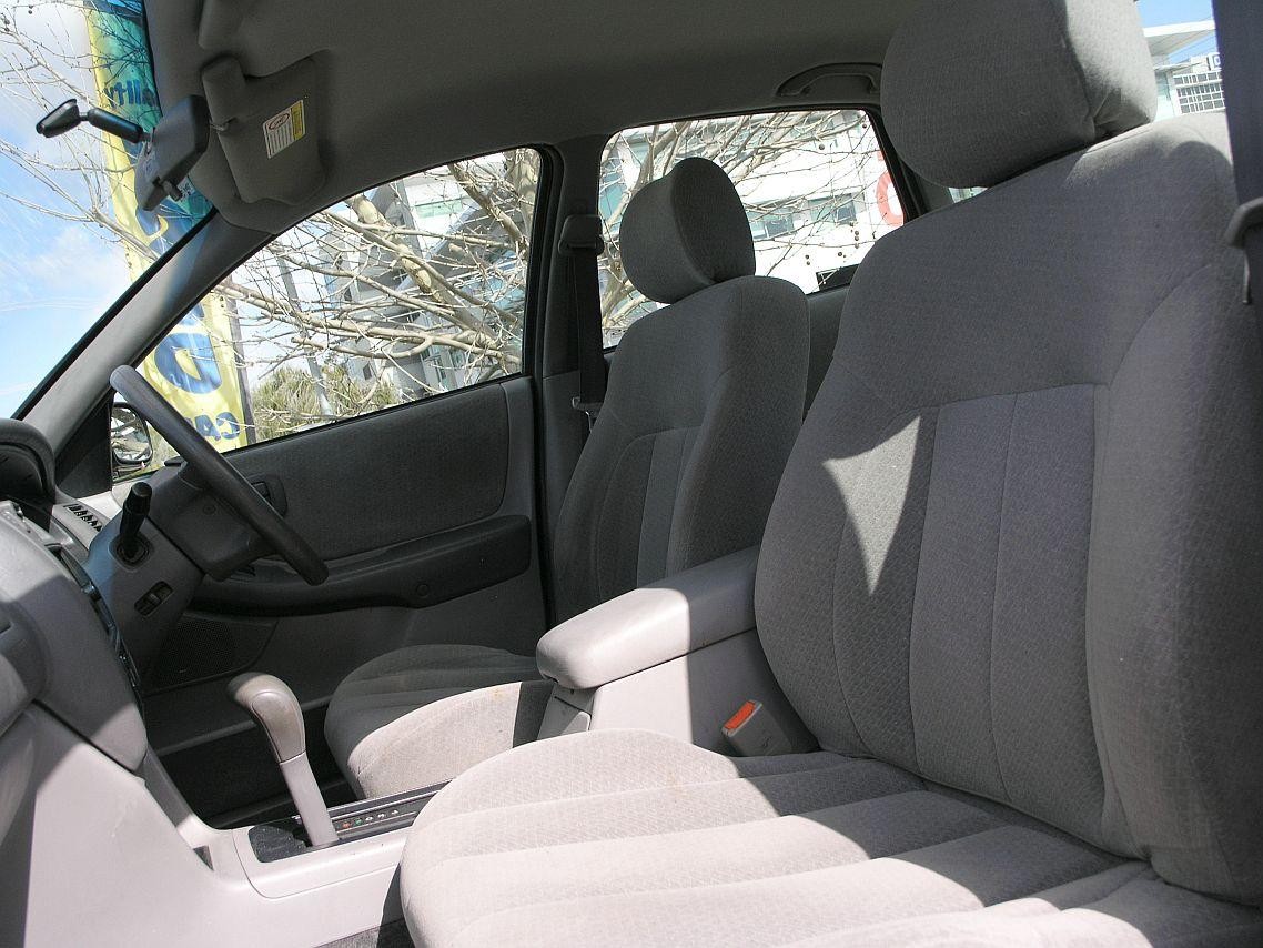 Toyota Avalon image 4