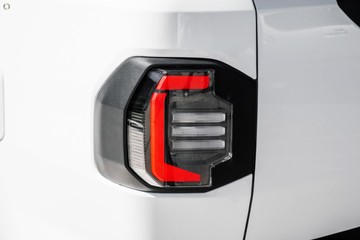 https://dvg-vehicle-assets.s3.amazonaws.com/1104549/0ix58bw85yf1w2uu701v7xbb3.jpg