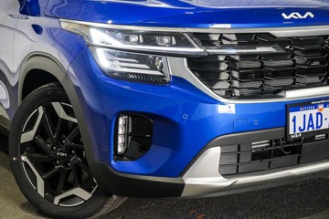 https://dvg-vehicle-assets.s3.amazonaws.com/1104553/ajjtzwovtdozo5p9a3wzasu1k.jpg