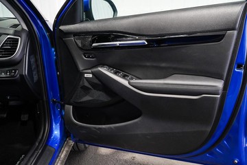https://dvg-vehicle-assets.s3.amazonaws.com/1104553/ay7te1yxf4k06h1m1efacb8j9.jpg