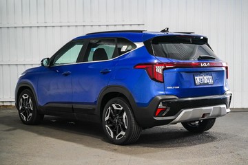 https://dvg-vehicle-assets.s3.amazonaws.com/1104553/bdv733rynvbzybh0gp71hbr9l.jpg