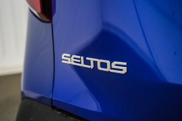https://dvg-vehicle-assets.s3.amazonaws.com/1104553/crtlregwcsefd1vr9qkp48q15.jpg