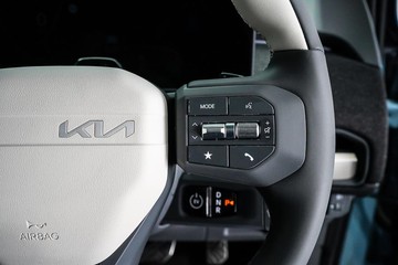 https://dvg-vehicle-assets.s3.amazonaws.com/1104571/4oj3ouhqe94tvoxf8x31rrp5j.jpg