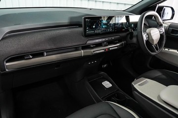 https://dvg-vehicle-assets.s3.amazonaws.com/1104571/9qnb7j7gsjbrzq94l6nsicz88.jpg