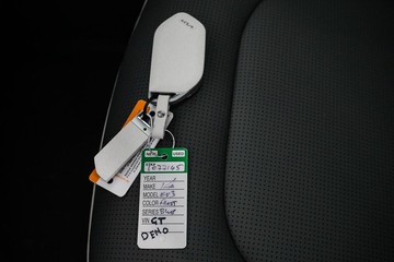 https://dvg-vehicle-assets.s3.amazonaws.com/1104571/eeoeujrq5zy25qi2iyfvb4059.jpg