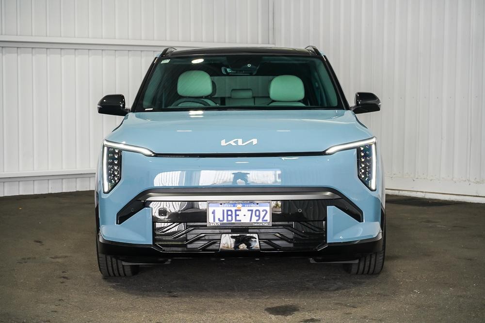 Kia Ev3 image 3