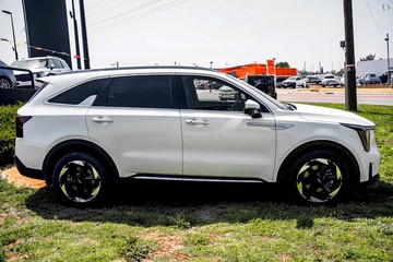 https://dvg-vehicle-assets.s3.amazonaws.com/1104594/fqi52l9p5aak9twmf2hgrgww6.jpg