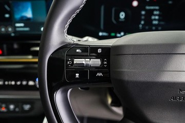 https://dvg-vehicle-assets.s3.amazonaws.com/1104596/5scz000l5j4tv1nqfrjyaowr.jpg