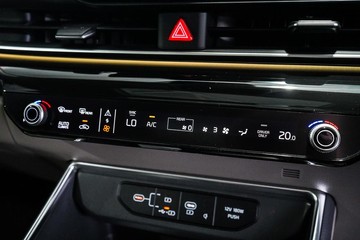 https://dvg-vehicle-assets.s3.amazonaws.com/1104596/ekbcp6aemzyttqgt2no7w0rdv.jpg