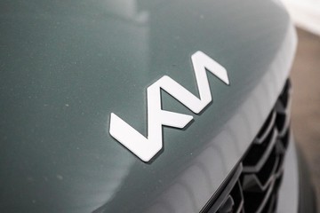 https://dvg-vehicle-assets.s3.amazonaws.com/1104612/a79yrnkxr4oitr81ndlu7u1fr.jpg