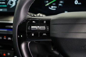 https://dvg-vehicle-assets.s3.amazonaws.com/1104612/ed4x2ufbxukgczbelhc2q2lmj.jpg