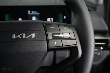 https://dvg-vehicle-assets.s3.amazonaws.com/1104613/9jkyv5dv9fga33w8458pvmjmp.jpg