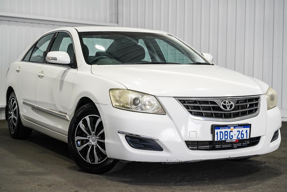 Toyota Aurion image 1