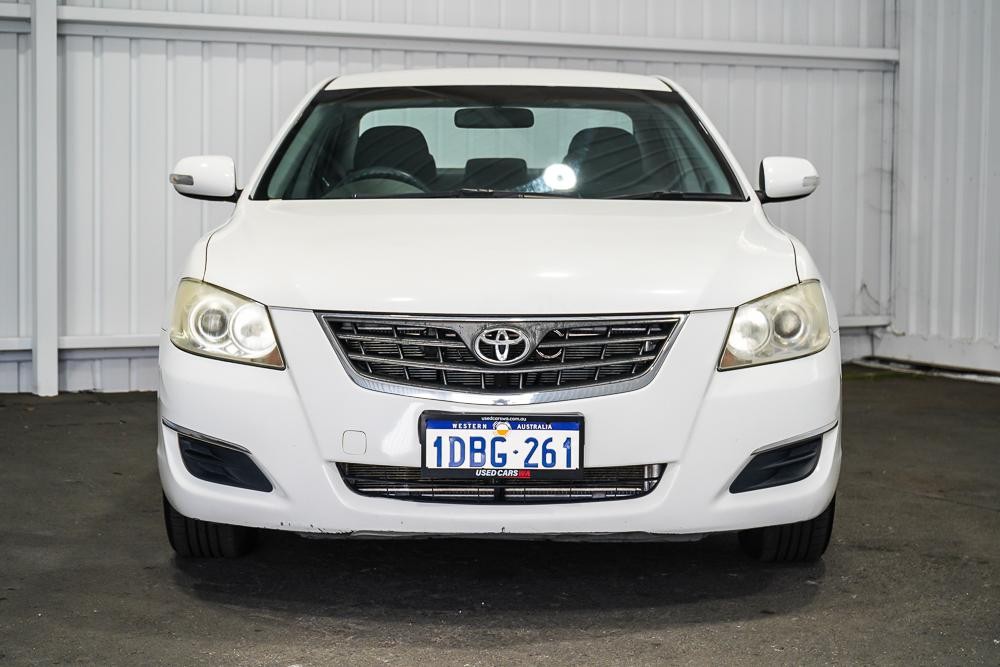 Toyota Aurion image 3