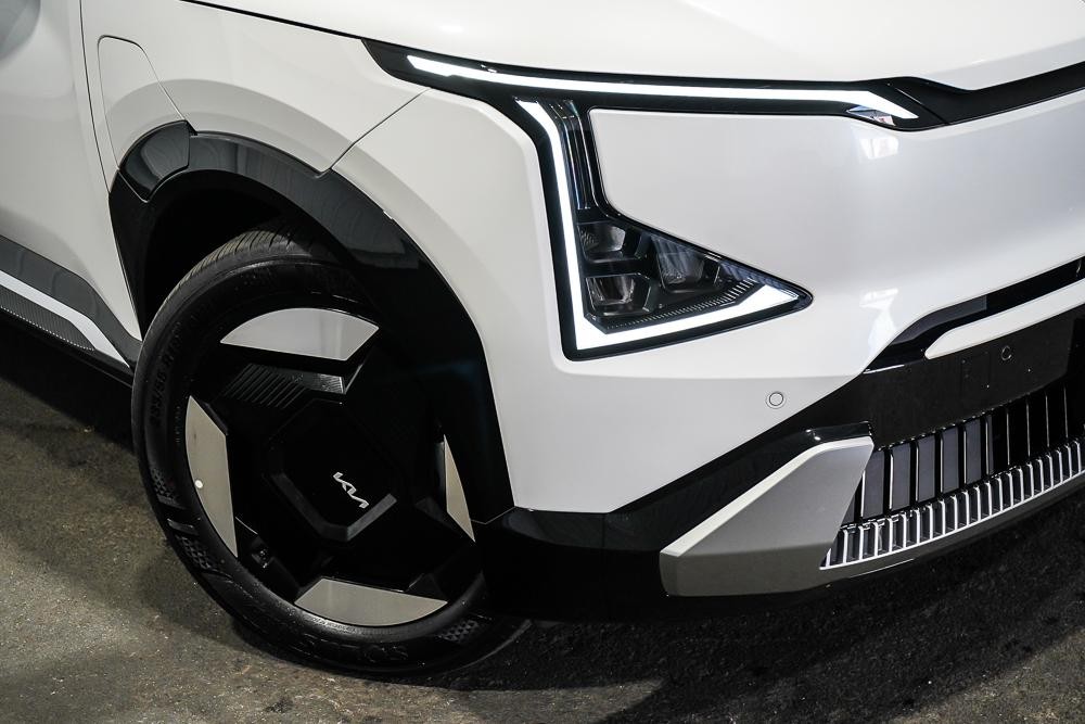 Kia Ev5 image 2