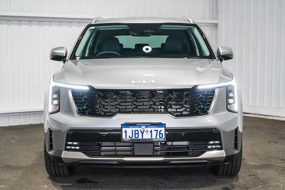Kia Sorento image 3