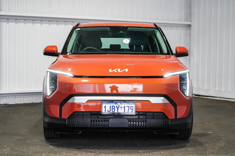 Kia Ev3 image 3
