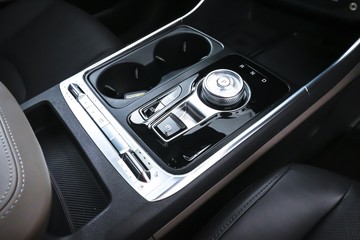 https://dvg-vehicle-assets.s3.amazonaws.com/1104673/y4slzuhq25d80btwvzmu14fe.jpg