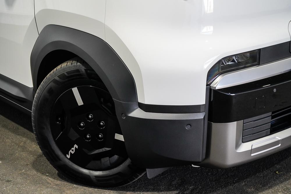 Kia Pv5 image 2