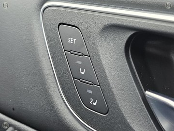 https://dvg-vehicle-assets.s3.amazonaws.com/1107119/exwg41i8kfwnjopjwp6jxys0r.jpg